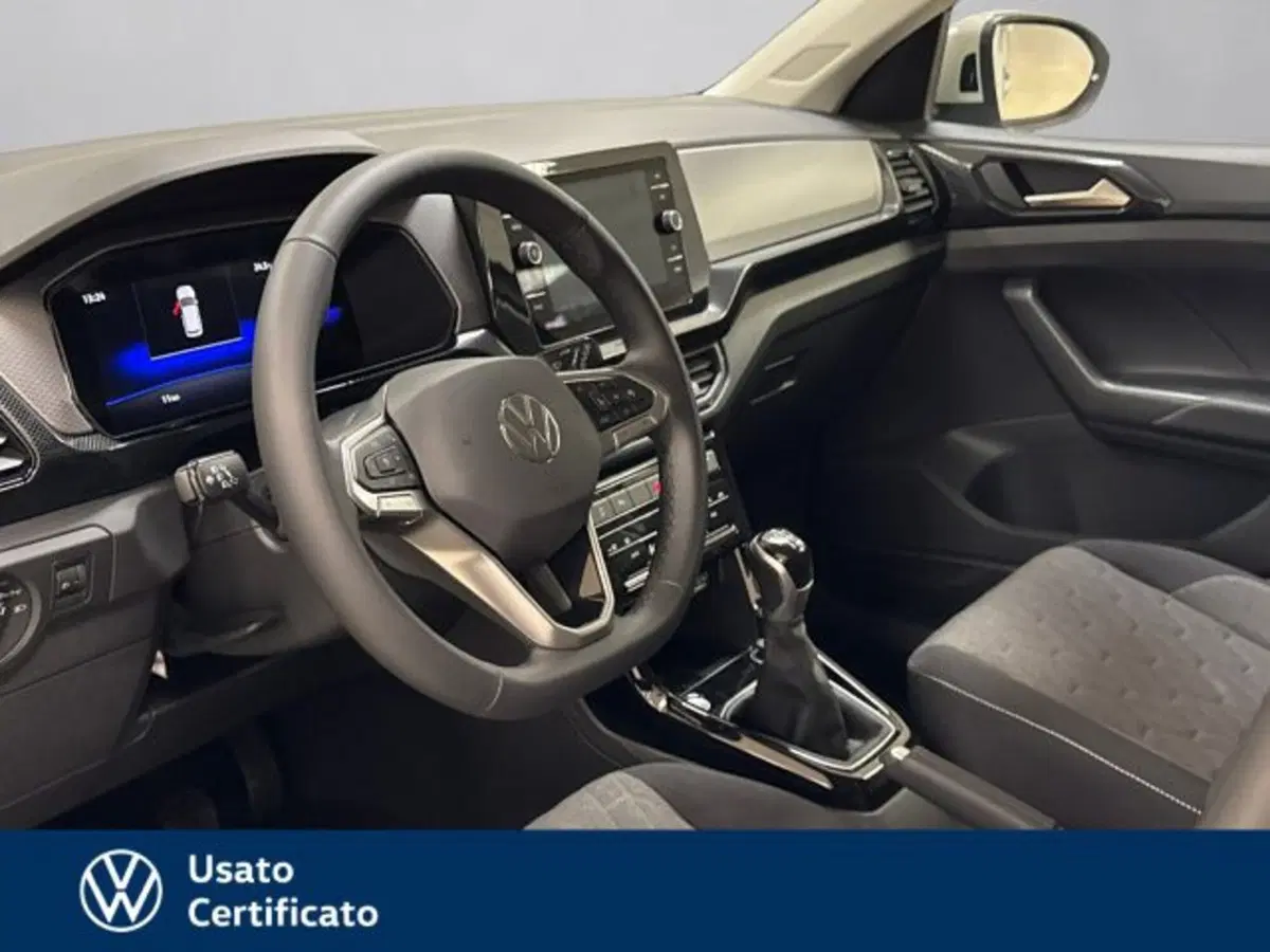 Volkswagen T-Cross nuova a Vicenza (7)