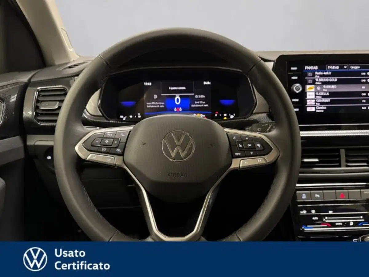 Volkswagen T-Cross nuova a Vicenza (9)