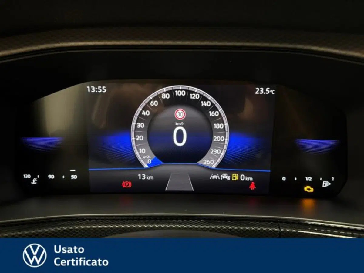 Volkswagen T-Cross nuova a Vicenza (14)