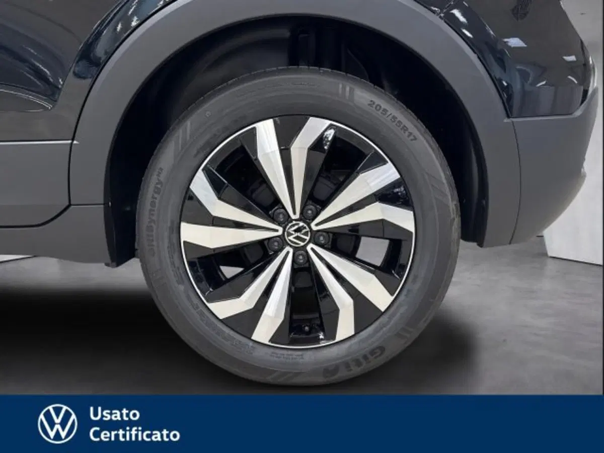 Volkswagen T-Cross nuova a Vicenza (18)