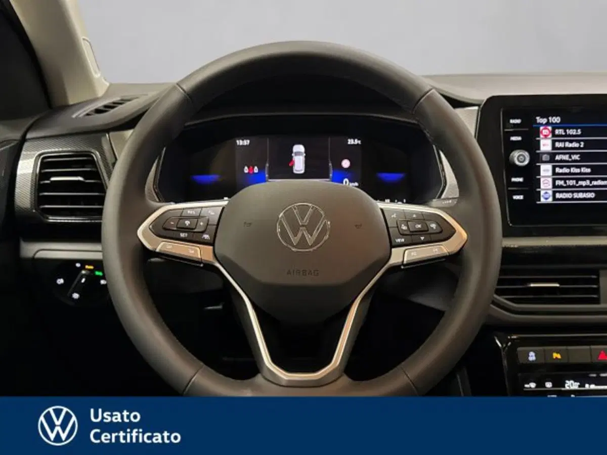 Volkswagen T-Cross nuova a Vicenza (9)