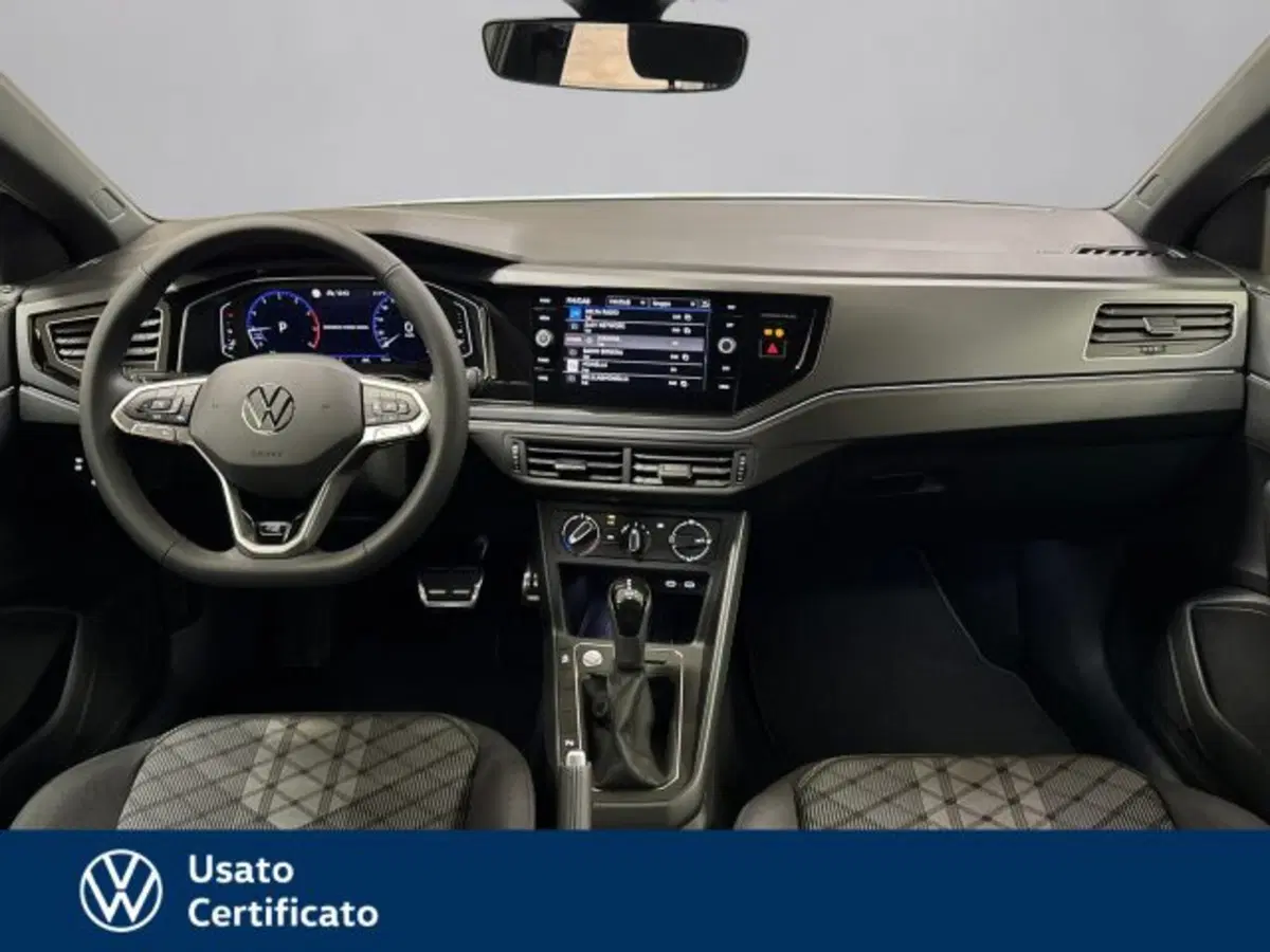 Volkswagen Taigo nuova a Vicenza (8)