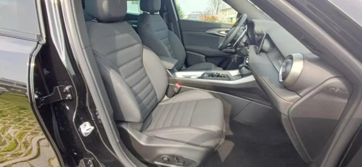 Alfa Romeo Tonale nuova a Padova (15)