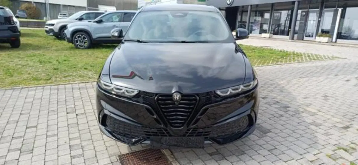 Alfa Romeo Tonale nuova a Padova (2)