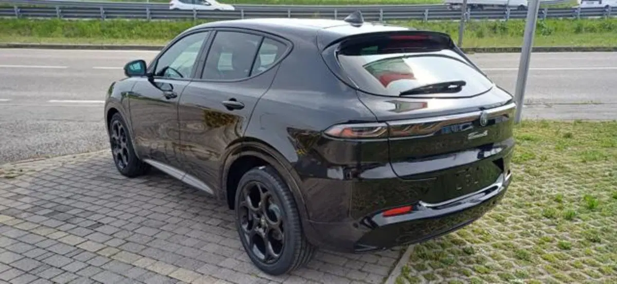 Alfa Romeo Tonale nuova a Padova (8)