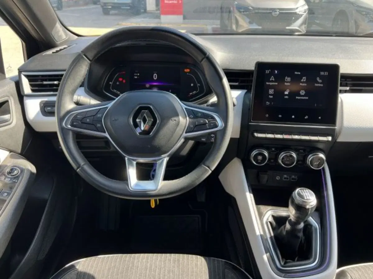 Renault Clio usata a Taranto (10)