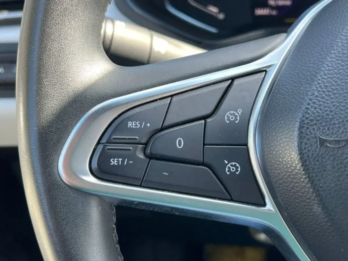 Renault Clio usata a Taranto (13)