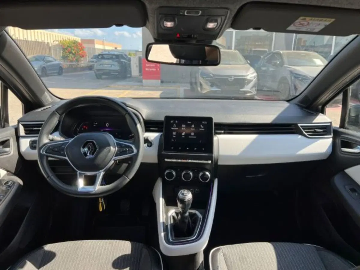 Renault Clio usata a Taranto (9)
