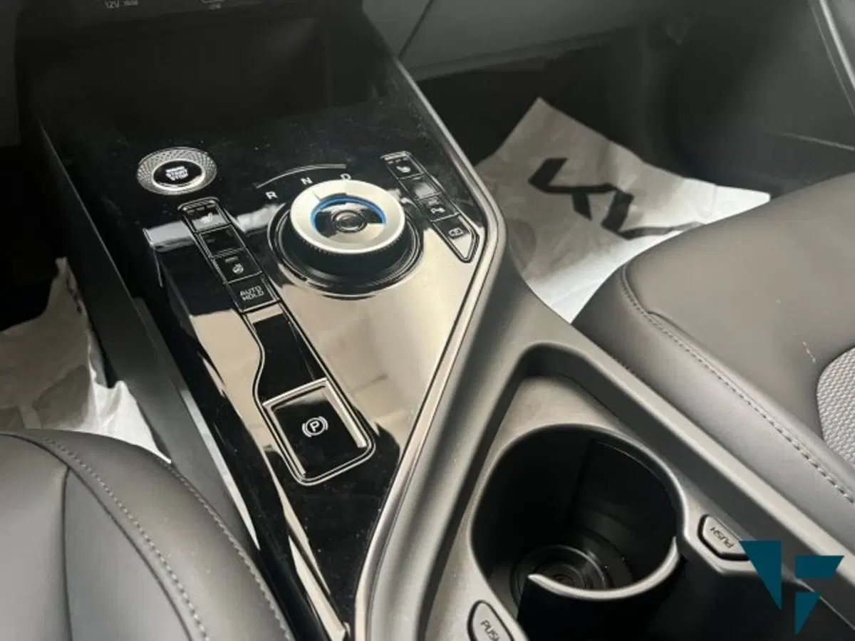 Kia Niro nuova a Udine (12)