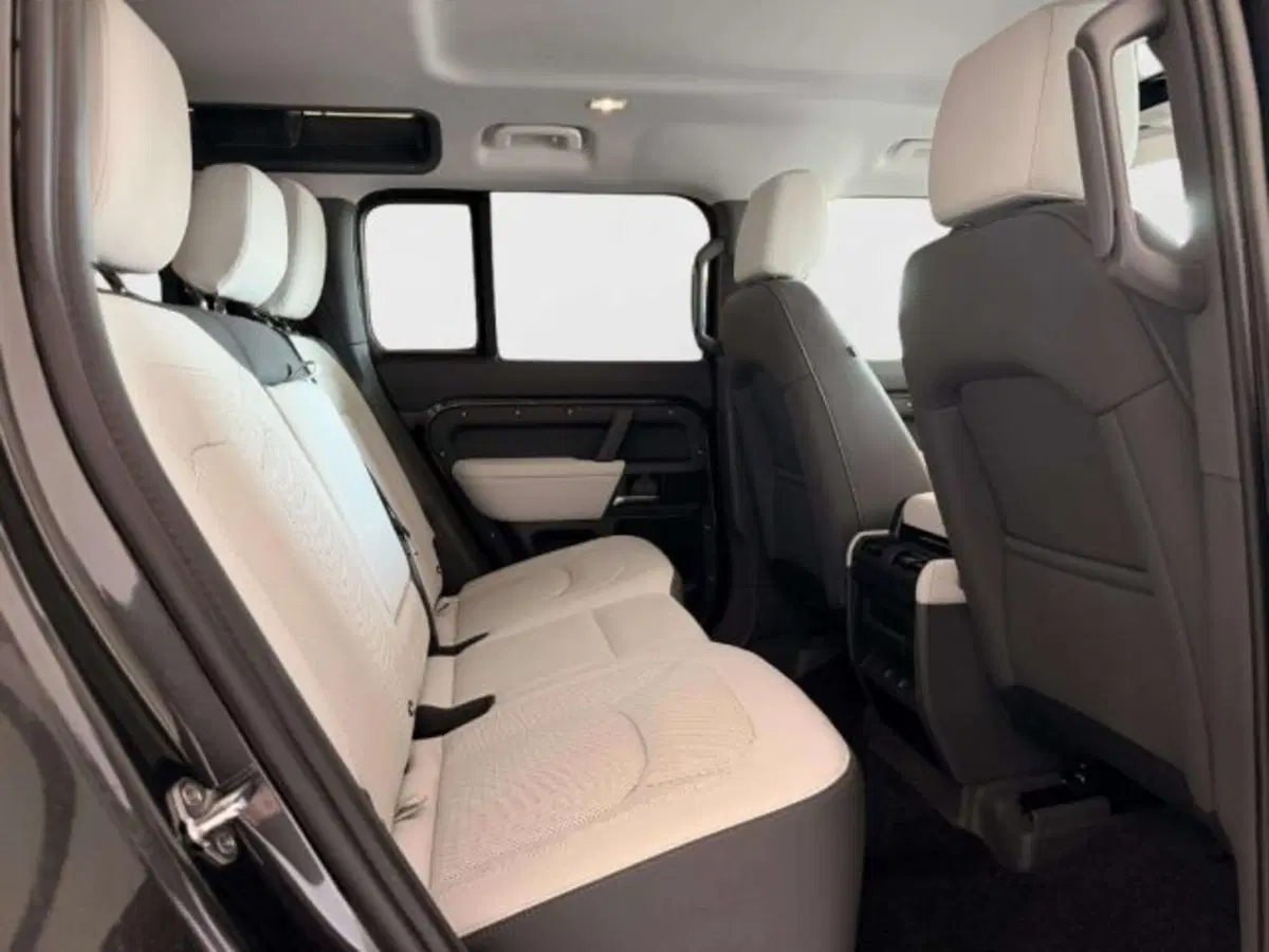 Land Rover Defender usata a Siena (5)