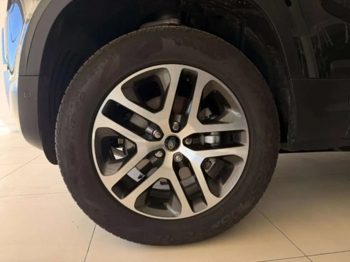 Land Rover Defender usata a Siena (9)