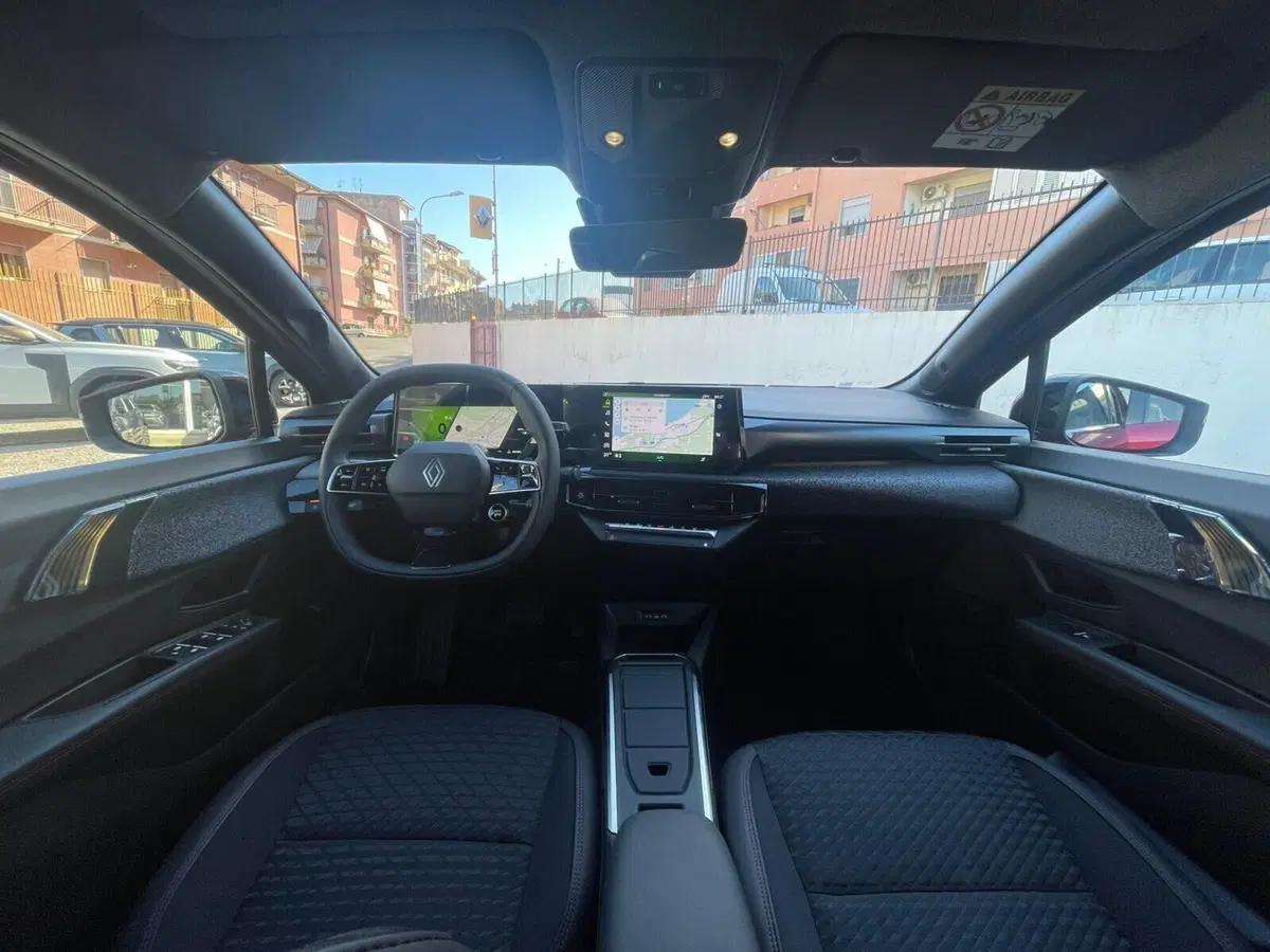 Renault Clio nuova a Messina (13)
