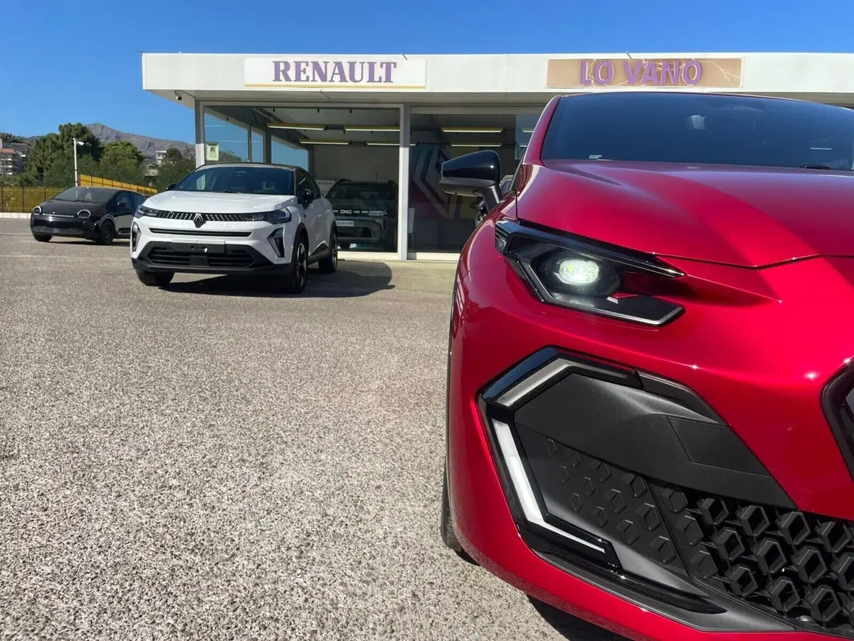 Renault Clio nuova a Messina (19)