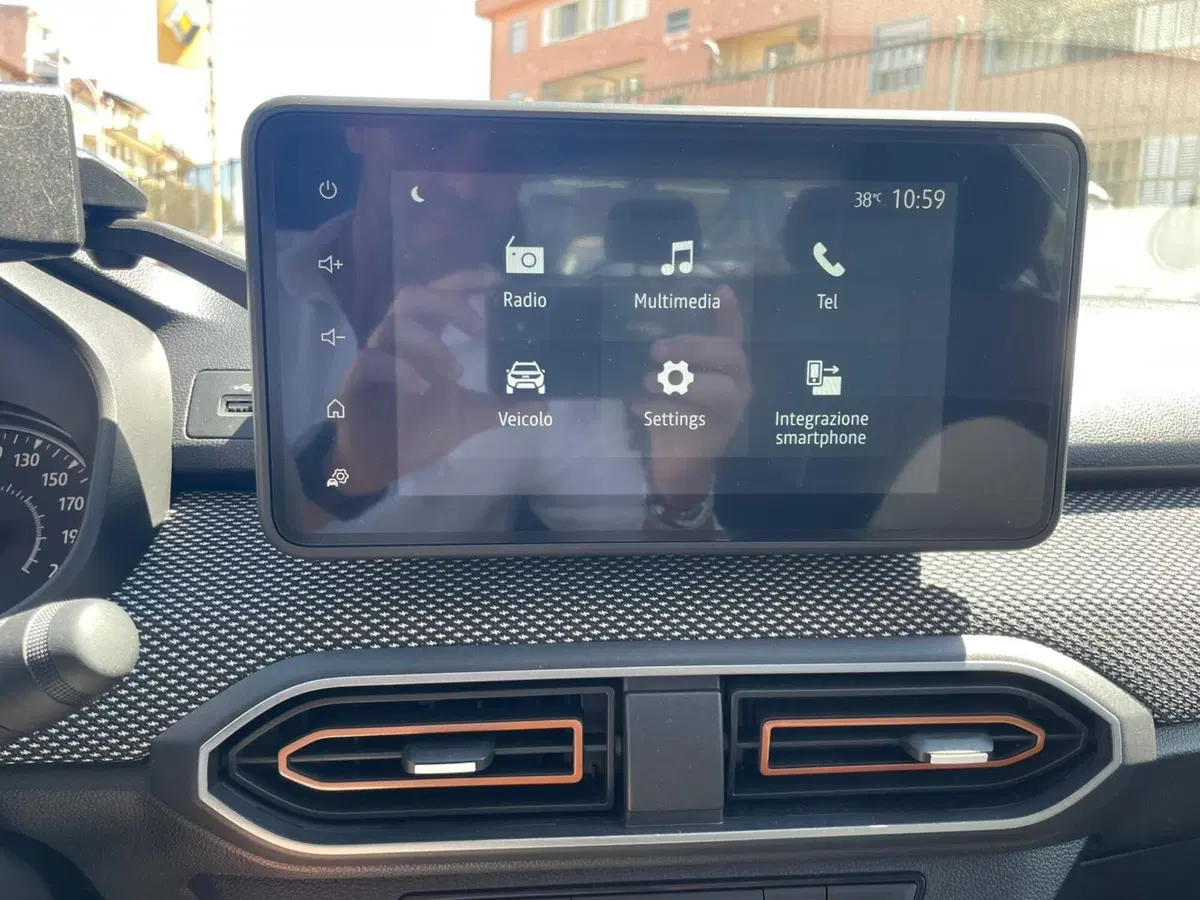 Dacia Sandero usata a Messina (15)
