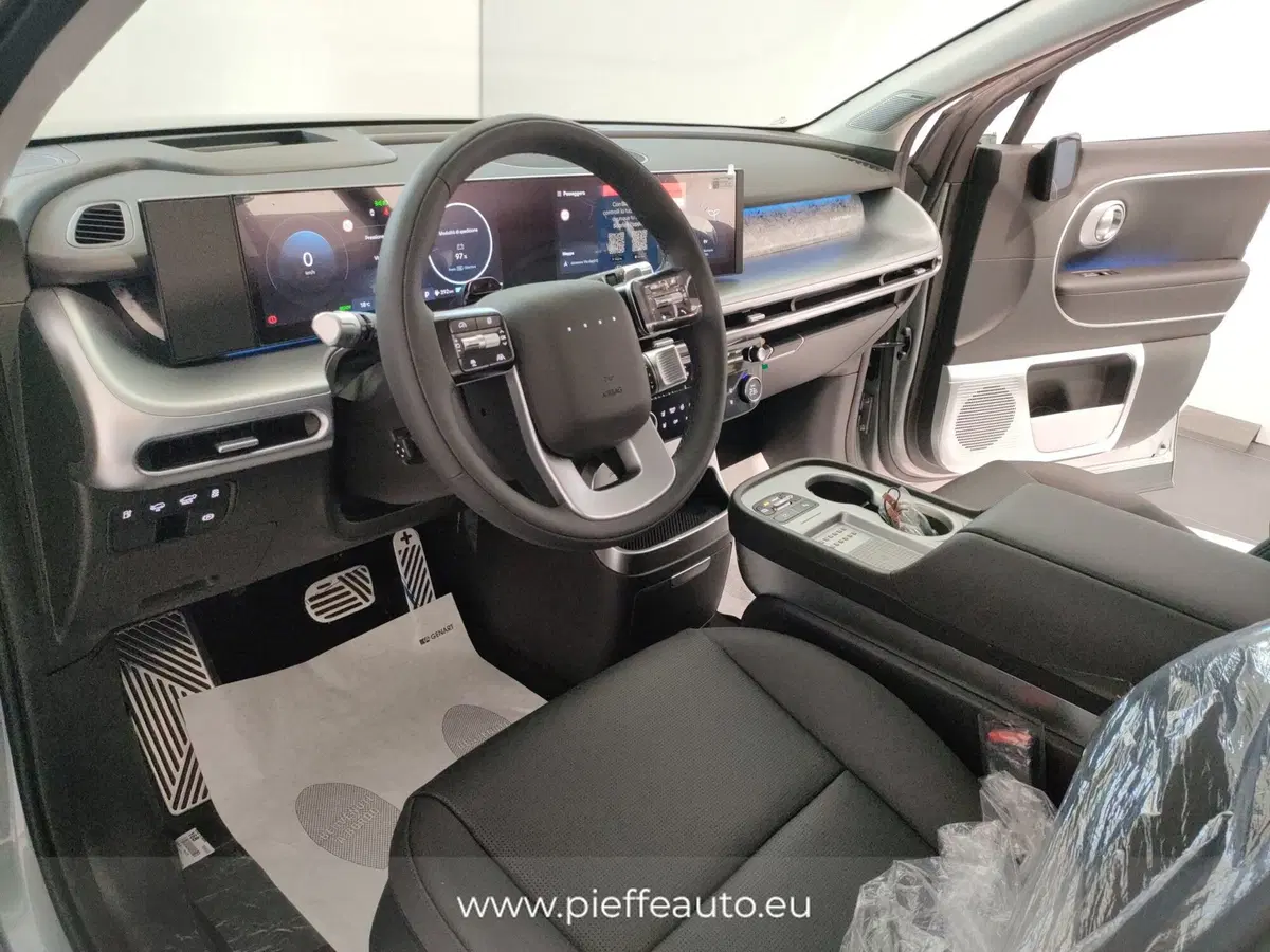 Hyundai Ioniq 9 nuova a L'Aquila (11)