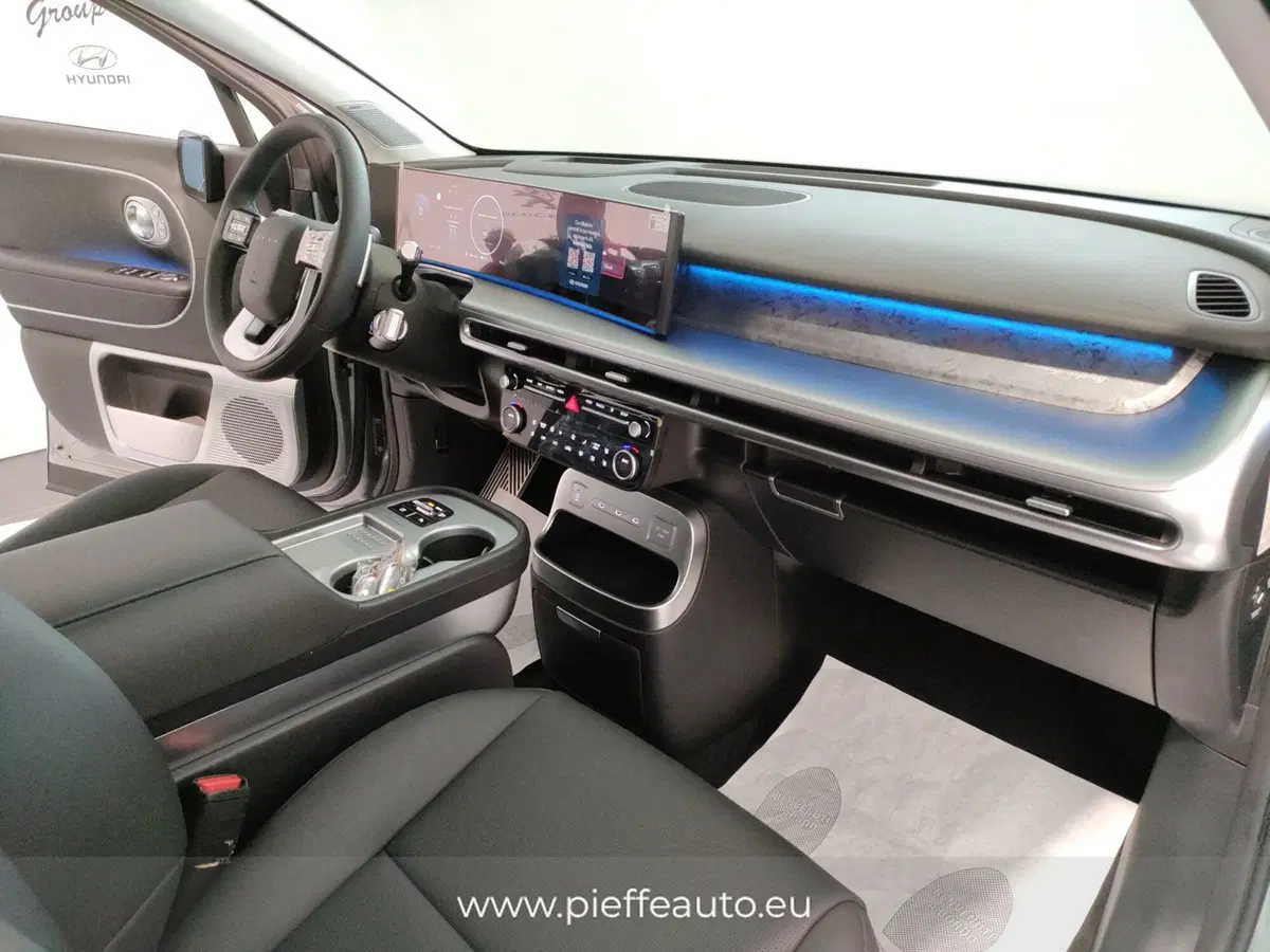 Hyundai Ioniq 9 nuova a L'Aquila (12)