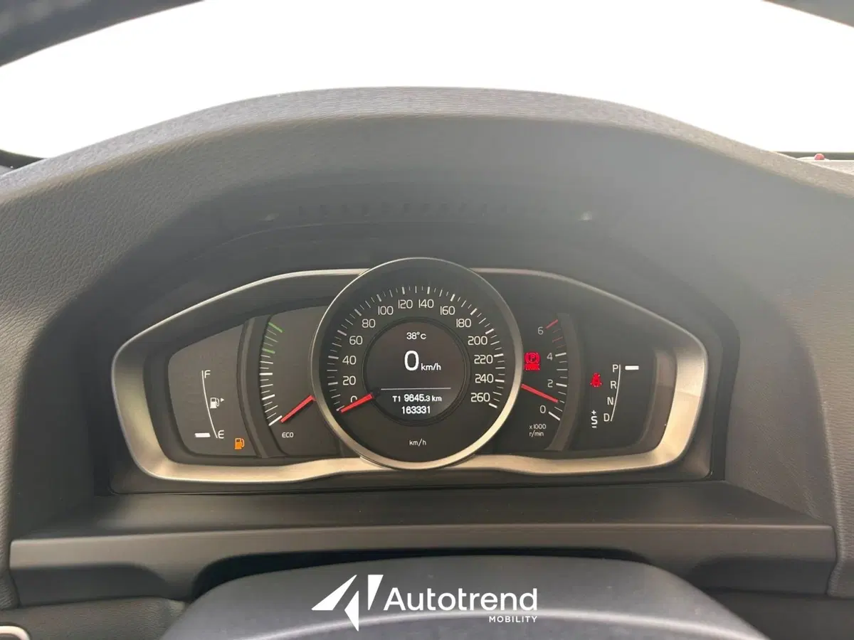 Volvo S60 usata a Bari (13)