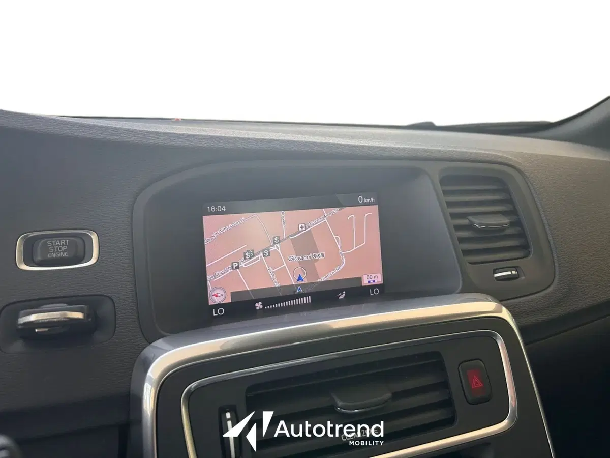 Volvo S60 usata a Bari (14)