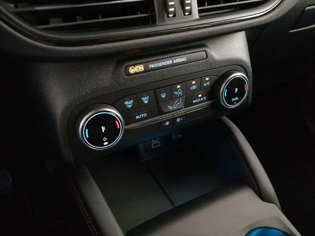 Ford Kuga usata a Roma (15)