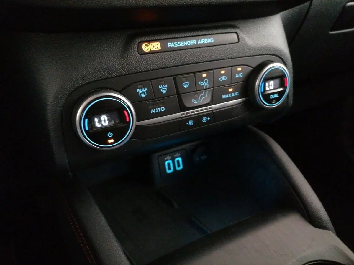 Ford Kuga usata a Roma (14)
