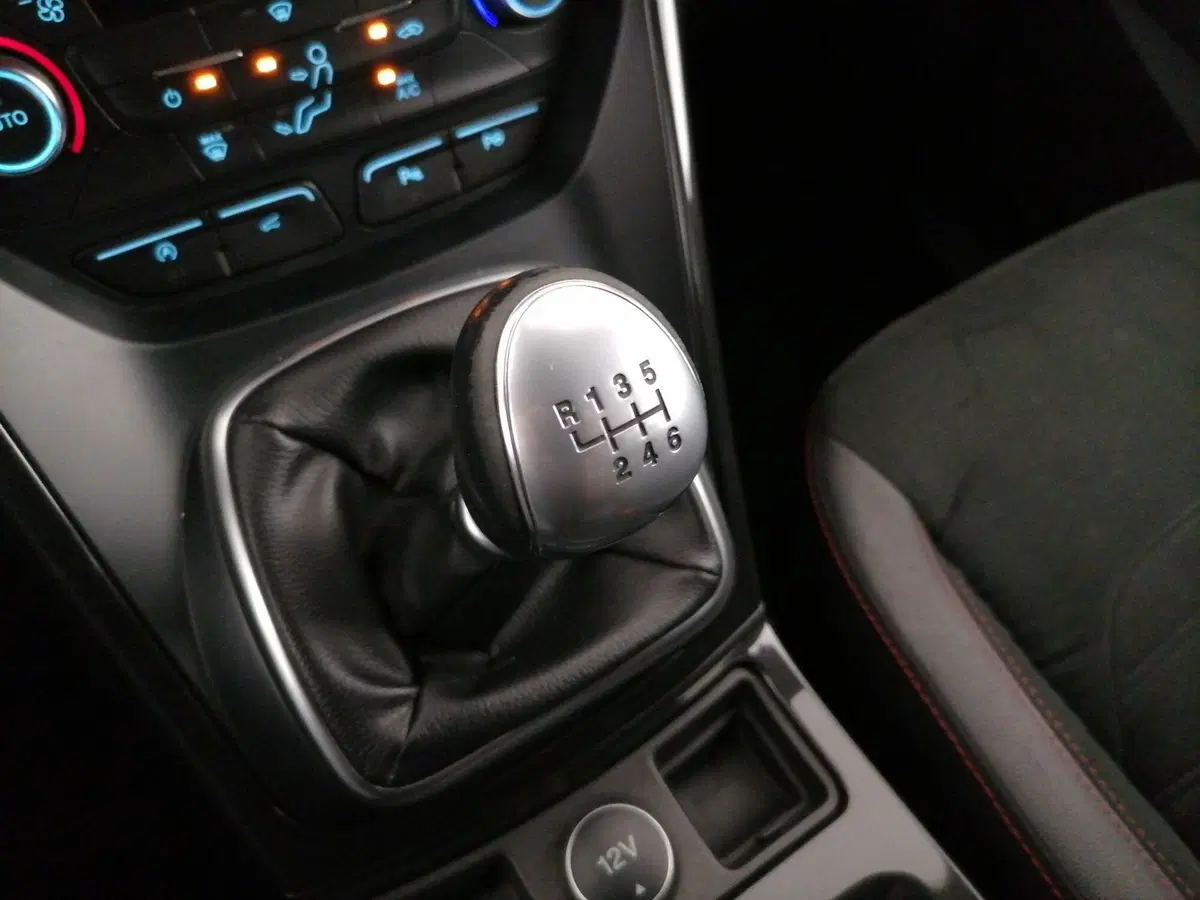 Ford Kuga usata a Roma (14)