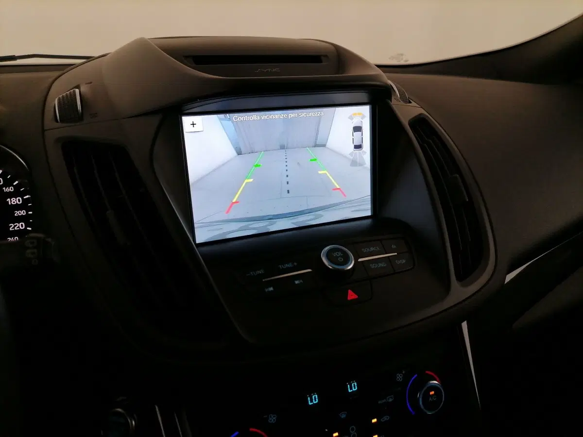 Ford Kuga usata a Roma (17)