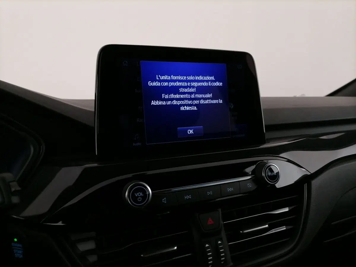 Ford Kuga usata a Roma (20)