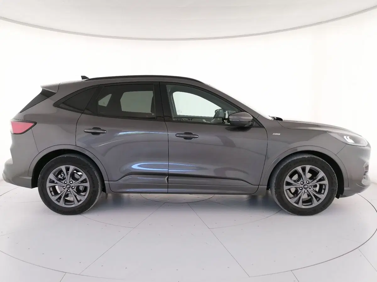 Ford Kuga usata a Roma (3)