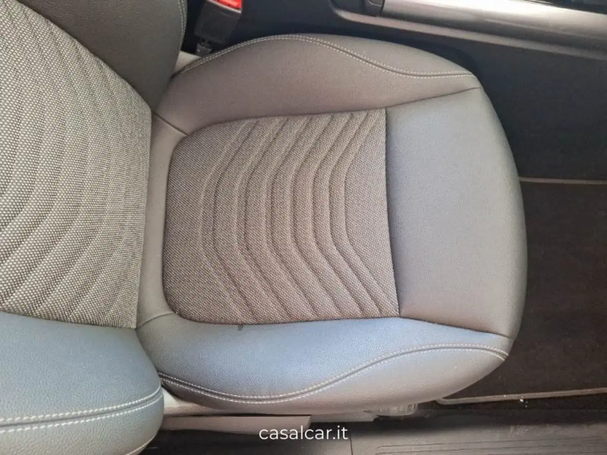 Mercedes-Benz GLA SUV usata a Salerno (12)