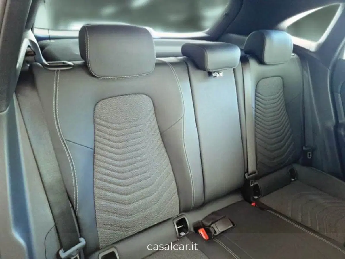 Mercedes-Benz GLA SUV usata a Salerno (13)