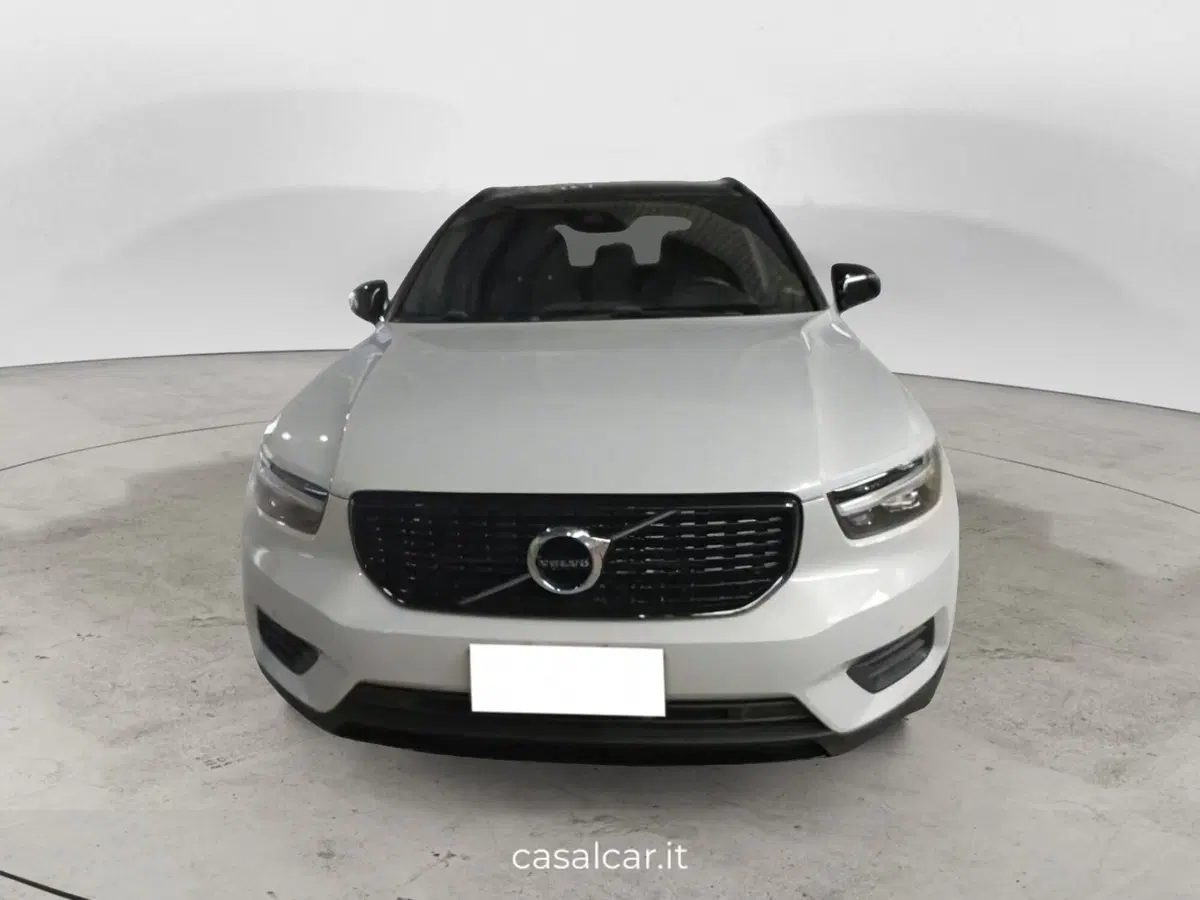 Volvo XC40 usata a Salerno (2)