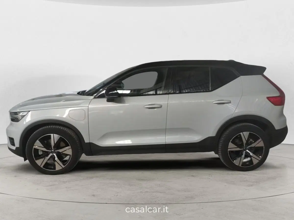 Volvo XC40 usata a Salerno (4)