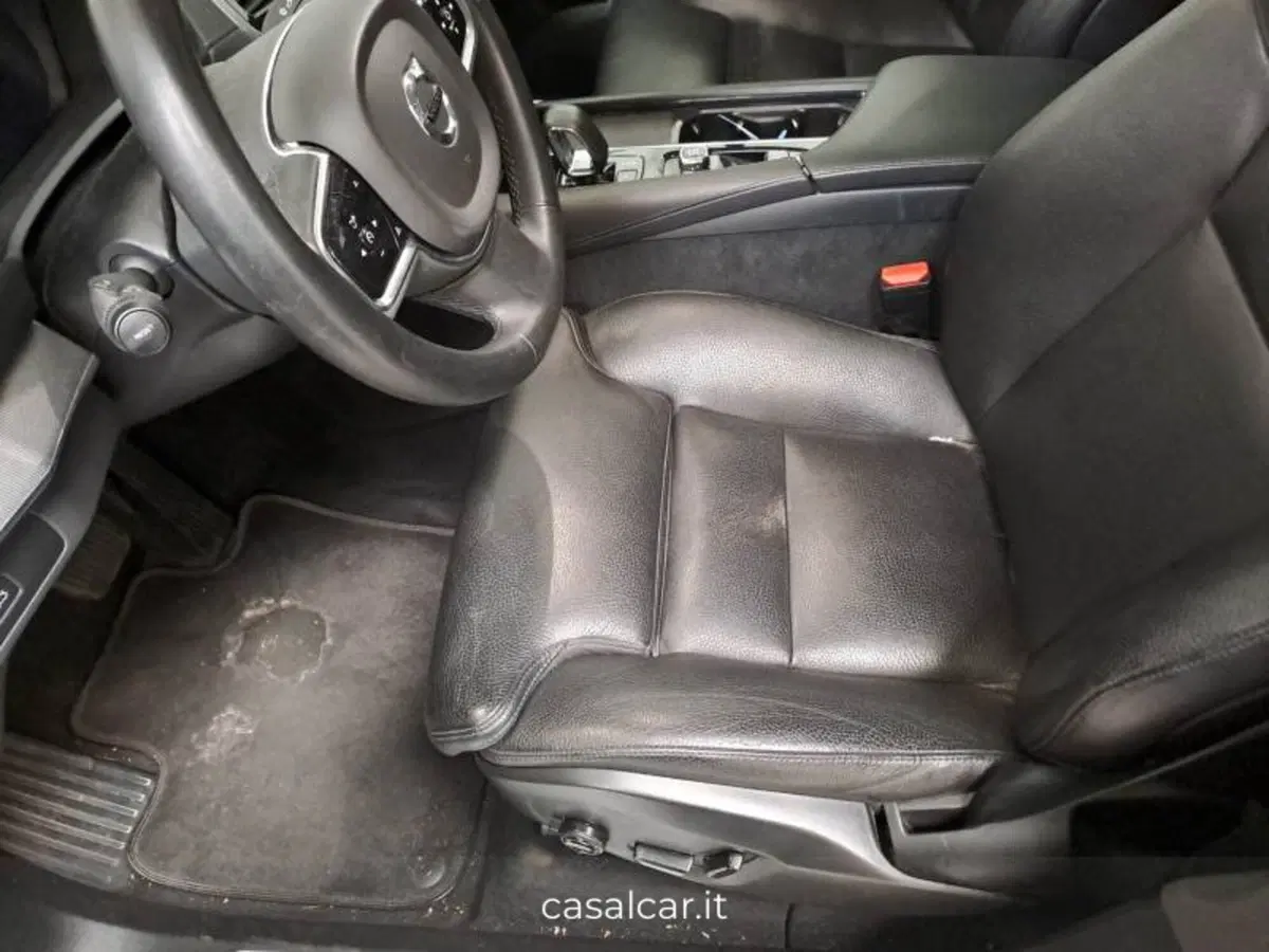 Volvo XC90 usata a Salerno (11)