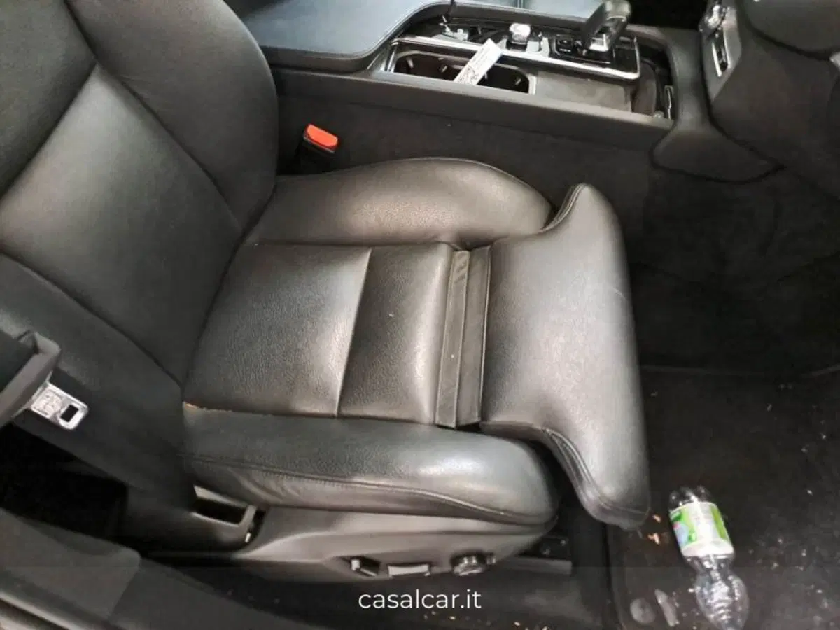 Volvo XC90 usata a Salerno (12)