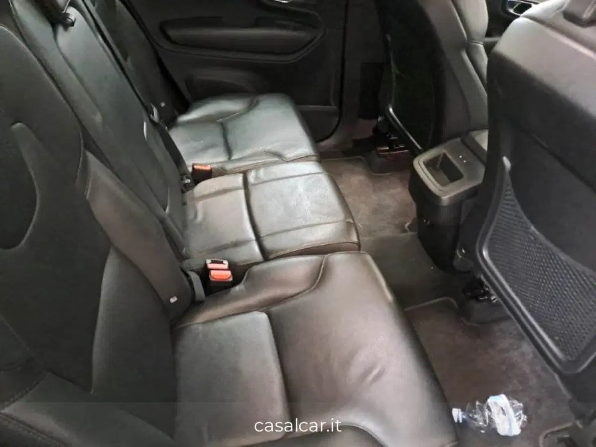 Volvo XC90 usata a Salerno (14)