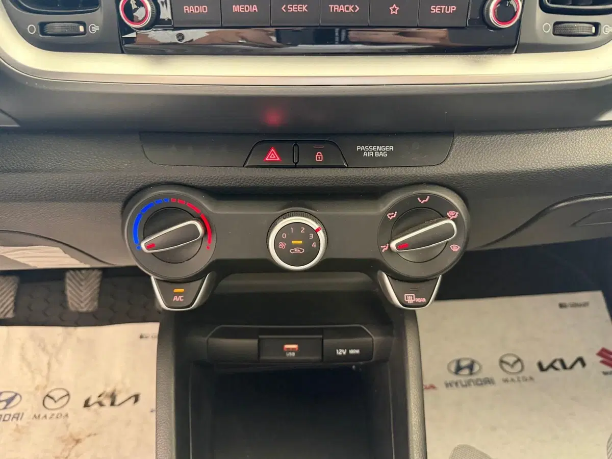 Kia Stonic usata a Napoli (15)