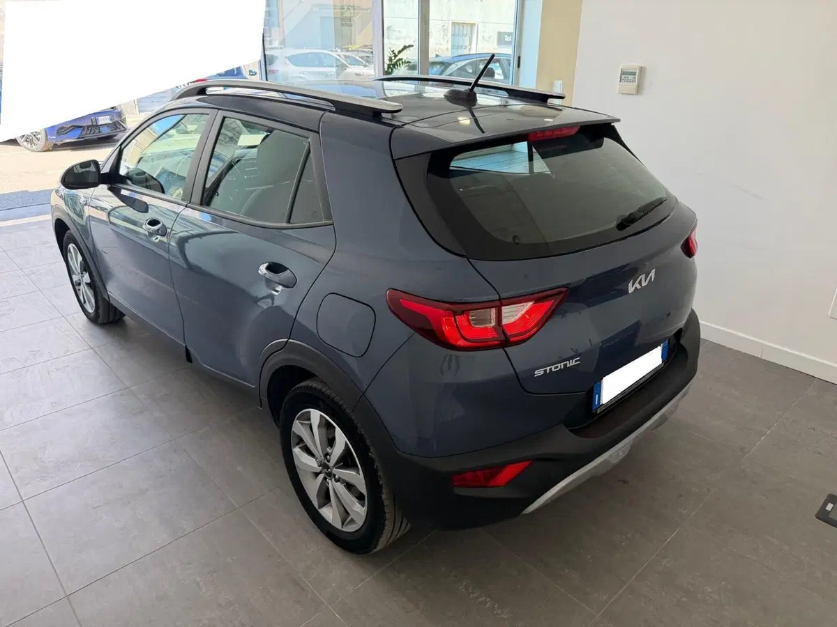 Kia Stonic usata a Napoli (5)