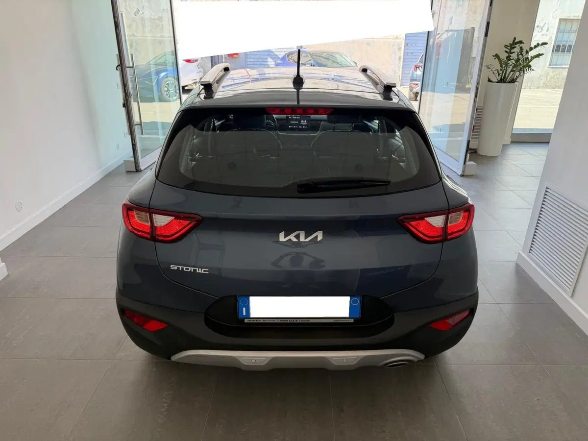 Kia Stonic usata a Napoli (7)
