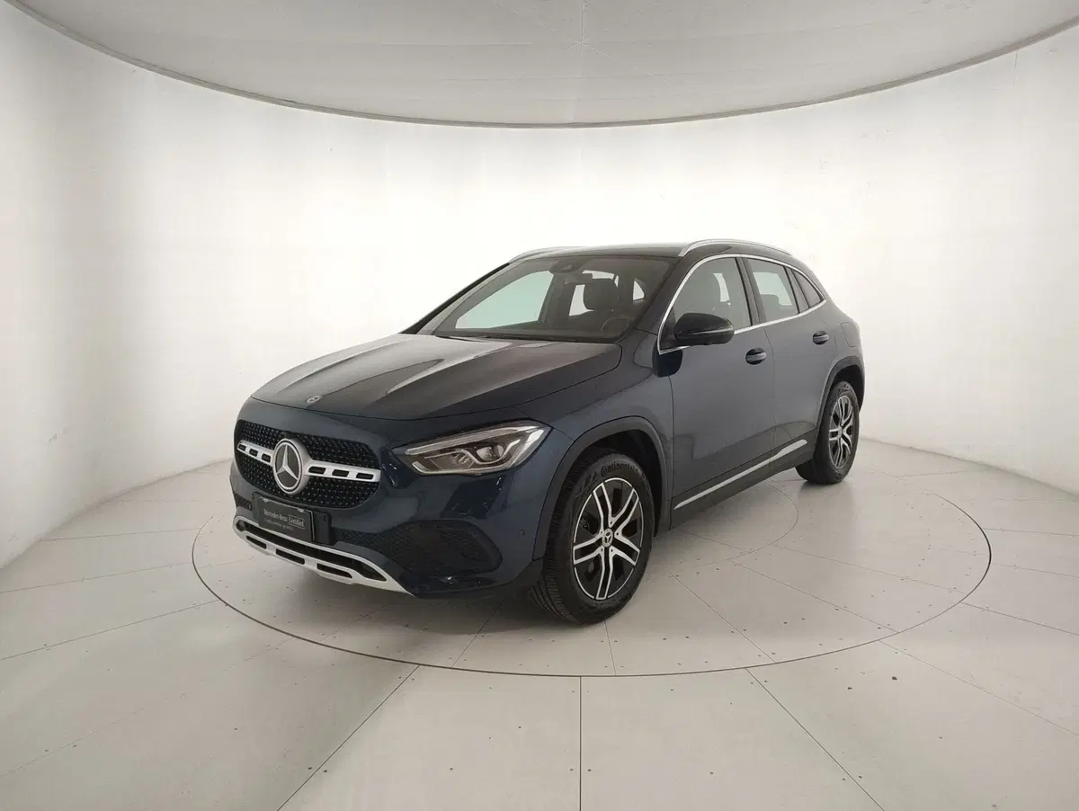 Mercedes-Benz GLA SUV usata a Alessandria