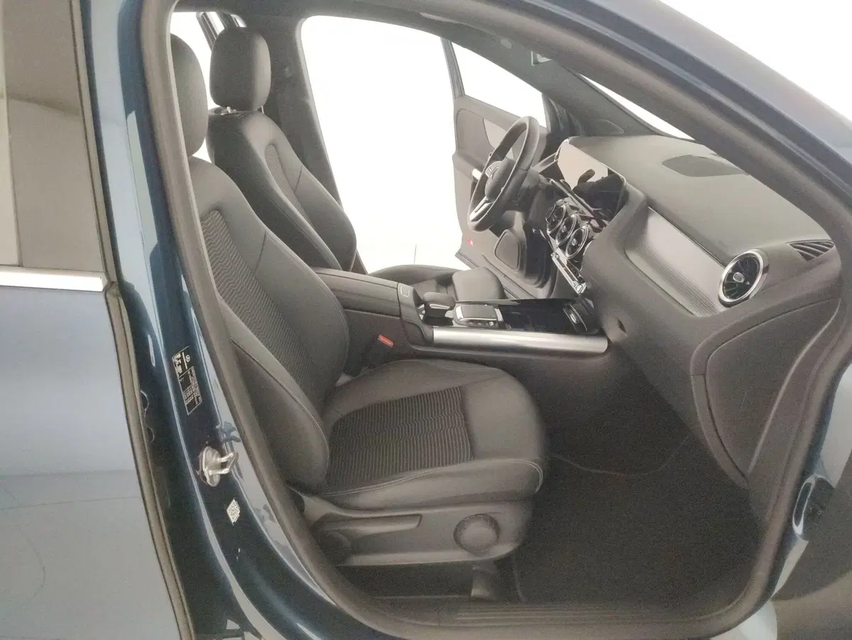 Mercedes-Benz GLA SUV usata a Alessandria (10)