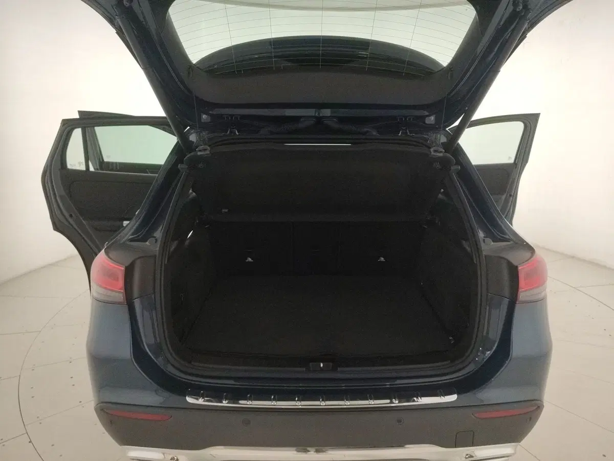 Mercedes-Benz GLA SUV usata a Alessandria (11)