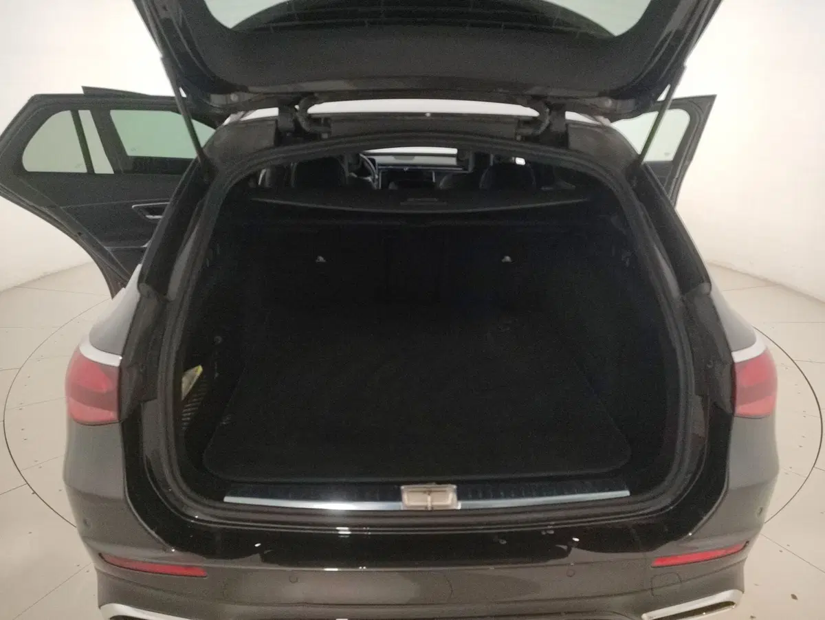 Mercedes-Benz Classe E Station Wagon usata a Alessandria (11)