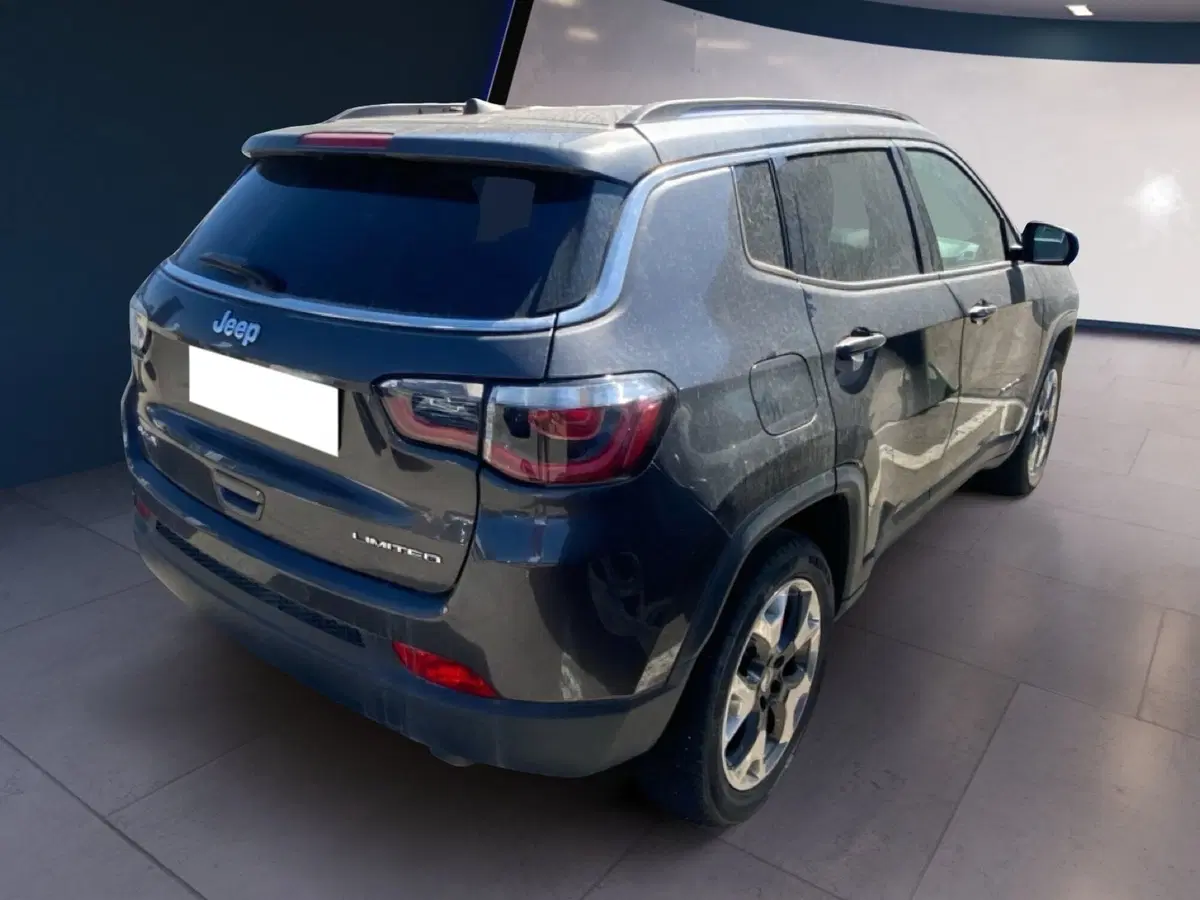 Jeep Compass usata a Torino (9)