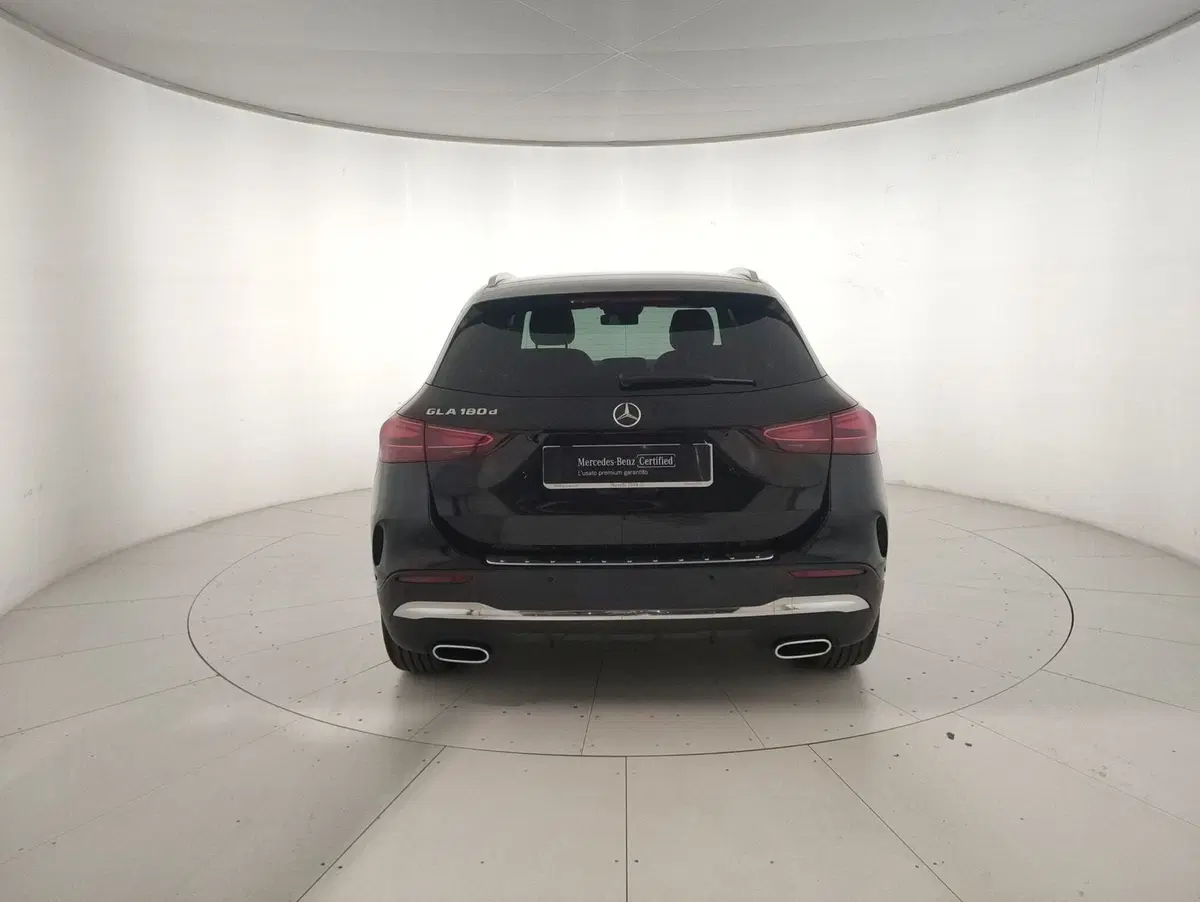 Mercedes-Benz GLA SUV usata a Alessandria (3)