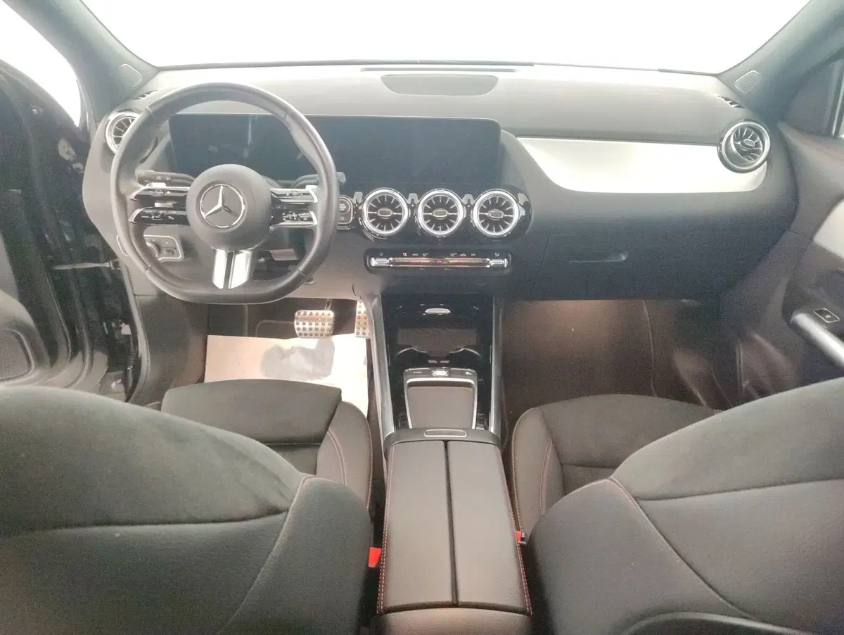 Mercedes-Benz GLA SUV usata a Alessandria (7)