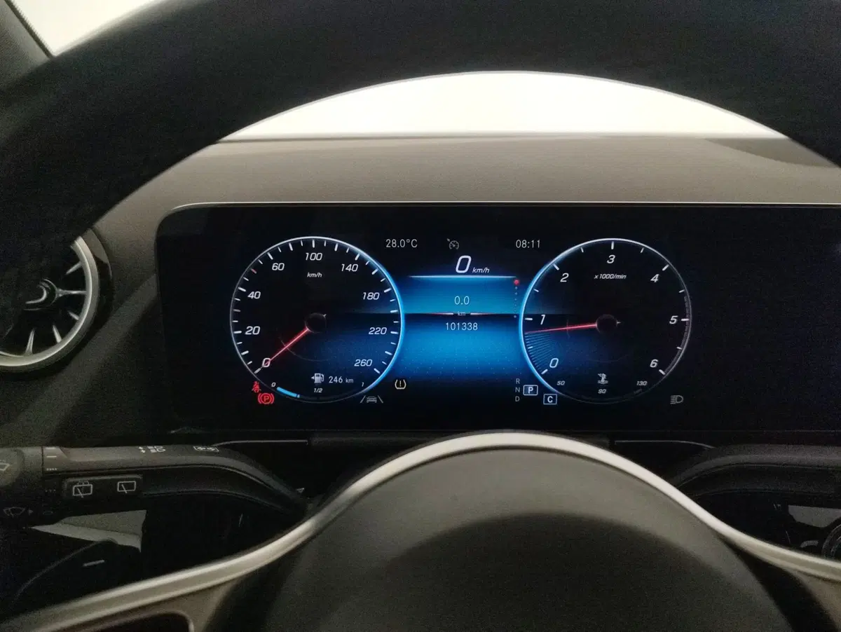 Mercedes-Benz GLA SUV usata a Alessandria (15)