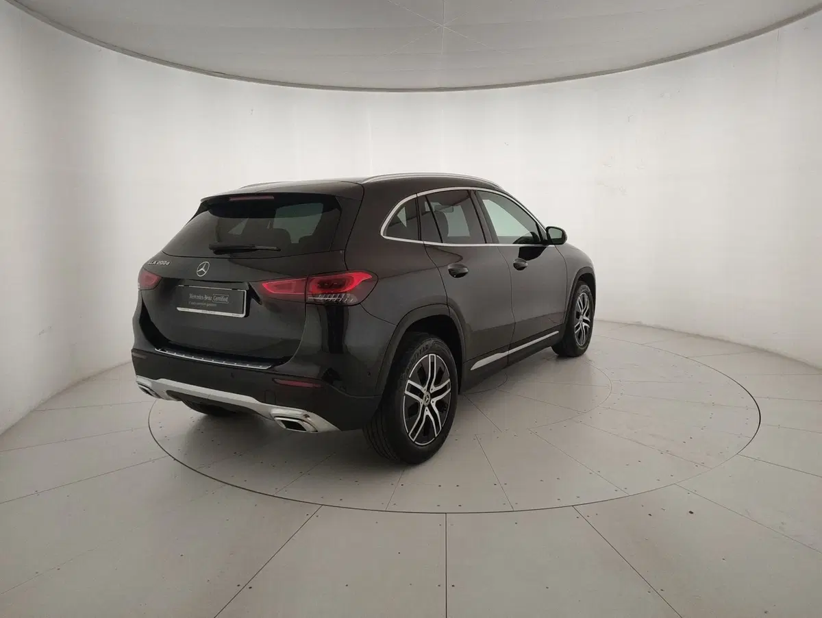 Mercedes-Benz GLA SUV usata a Alessandria (4)