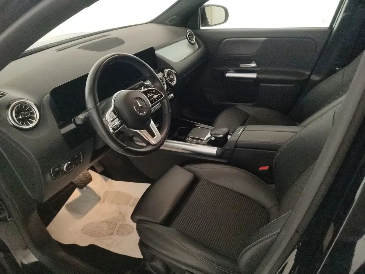 Mercedes-Benz GLA SUV usata a Alessandria (6)