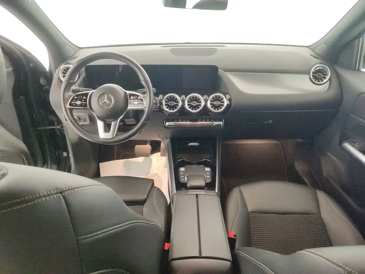 Mercedes-Benz GLA SUV usata a Alessandria (8)