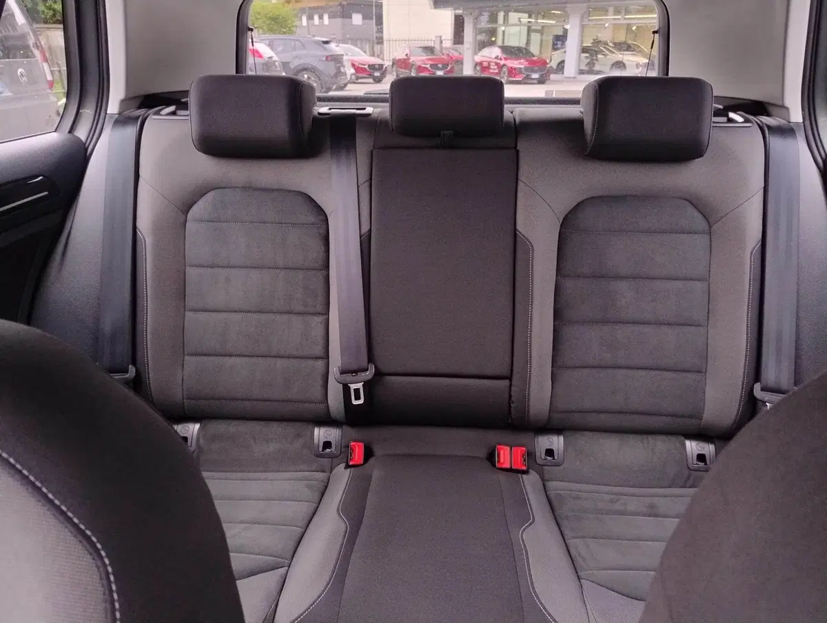 Volkswagen Golf usata a Belluno (12)